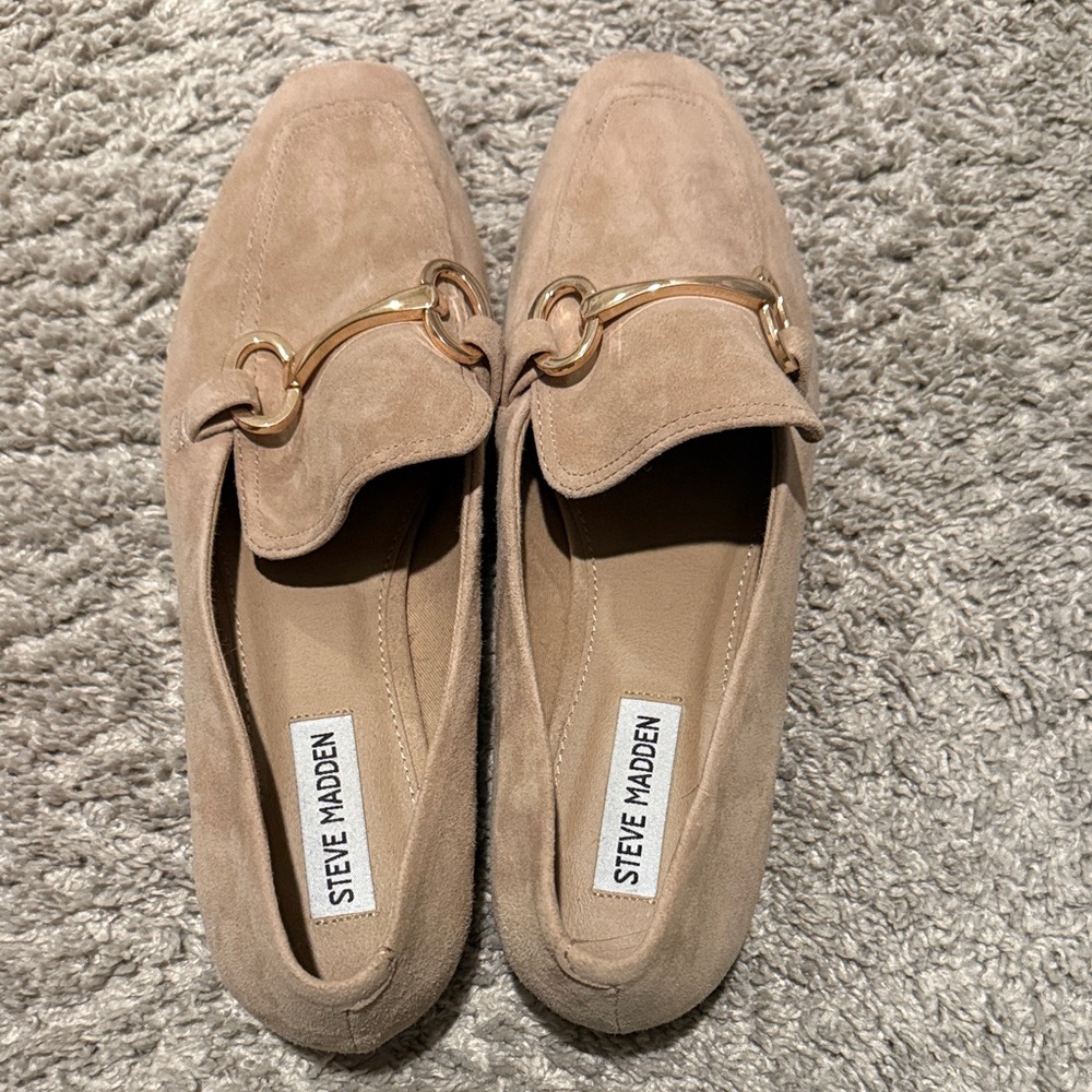 Steve Madden Beige Suede Loafers with Gold Accent